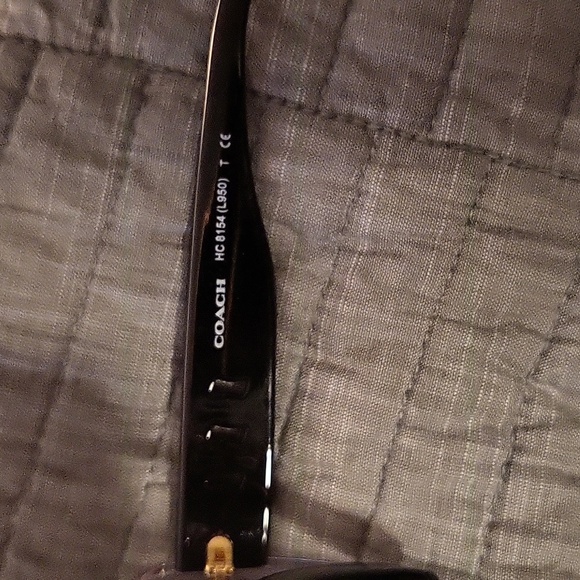 EUC Authentic Coach Sunglass 🕶 - Picture 7 of 10